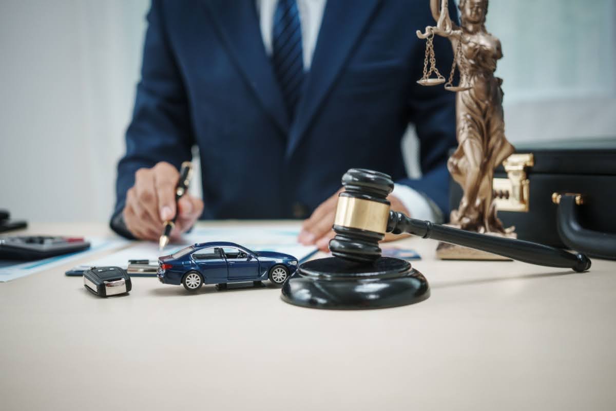 how to choose the best car accident lawyer