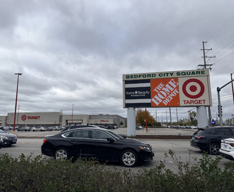 Bedford City Square, Bedford Park